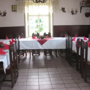Restaurace Vila Bášť - Praha-východ