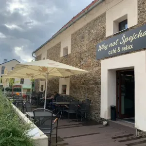 Kavárna s dětským koutkem a hřištěm Why not Špejchar - Praha Šeberov