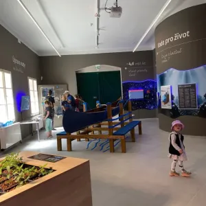 Interaktivní výstavy pro děti o vodě a o lese v oranžerii u zámku Dobříš - okres Příbram