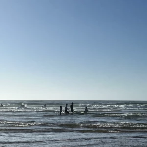 Dovolená s dětmi jižní Portugalsko - pobřeží oceánu v oblasti Aljezur