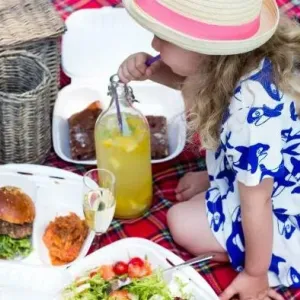 Piknik v Praze bez přípravy od restaurace BarBar