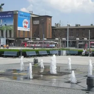 Vyhlídka na Olomouc z 18. patra RCO a hrající fontánky