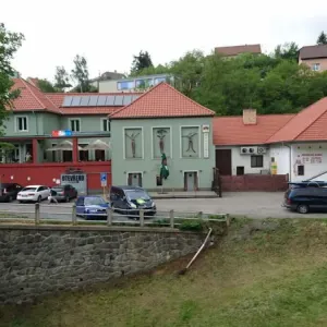 Restaurace a penzion Rozmarná Róza ve Štěchovicích