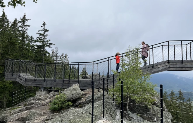 Výlet s dětmi na skalní vyhlídky Stráž - Rokytnice nad Jizerou