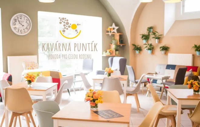 Kavárna Puntík s dětským koutkem v Dobříši a po ní návštěva místního zámku - okres
